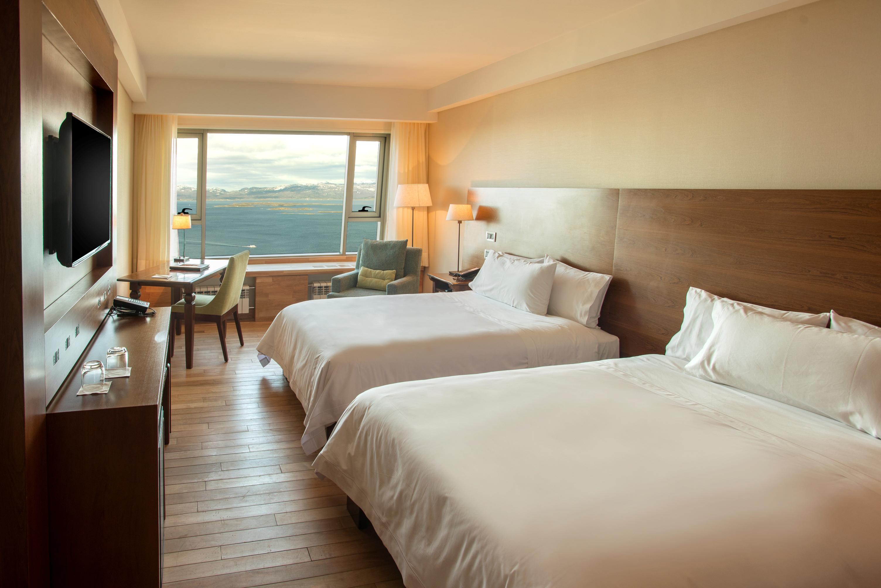 Arakur Ushuaia Resort & Spa Extérieur photo A room at the hotel