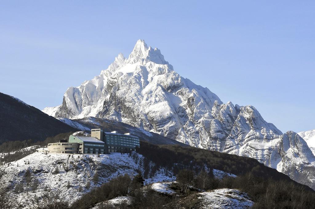 Arakur Ushuaia Resort & Spa Extérieur photo Mount Tianzhu