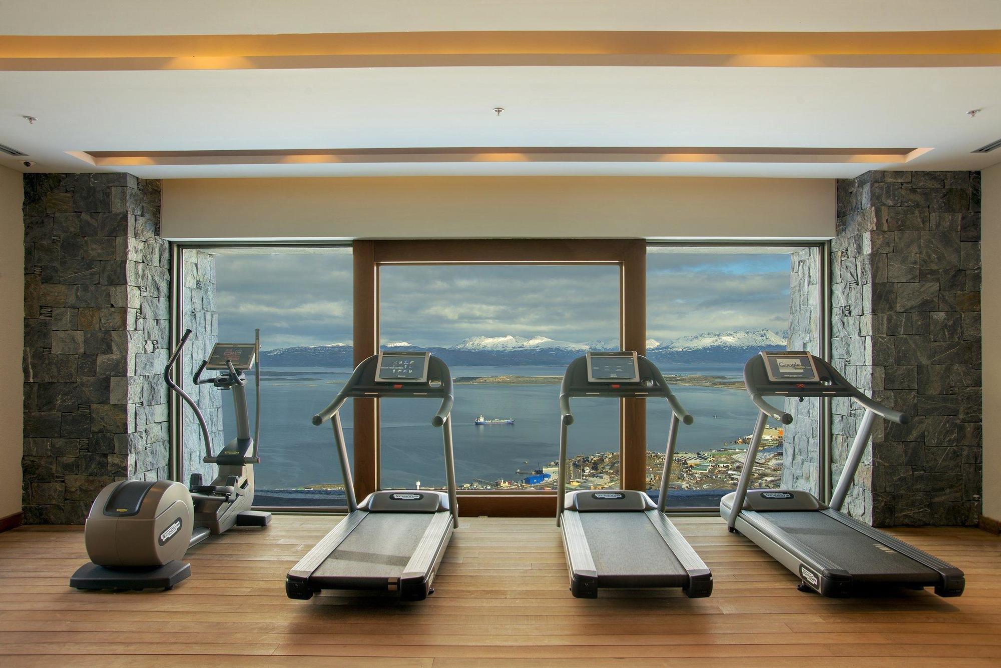 Arakur Ushuaia Resort & Spa Extérieur photo The gym at the Four Seasons Hotel, Istanbul